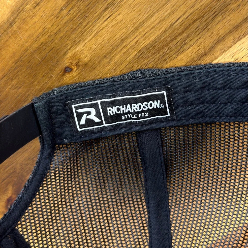 Richardson 112 trucker